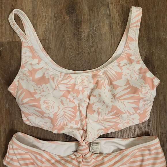 Abercrombie & Fitch Floral & Striped Knot Tie Monokini Pink & White Size XLarge - Picture 3 of 11